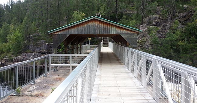Parc de la caverne du Trou de la Fée
